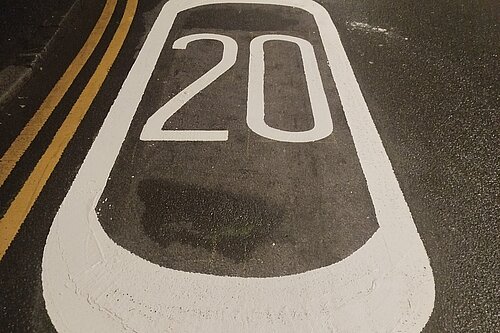 20mph zone road entrance sign