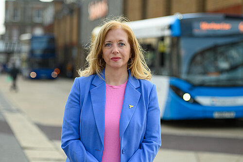 Liz Bus