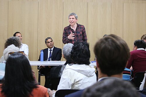Tom Simon giving a speech