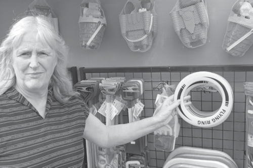 Jayne Phoenix frisbee campaign