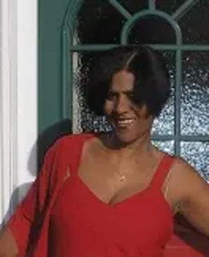 Image courtesy of Keith Melton Fatima - lady in red